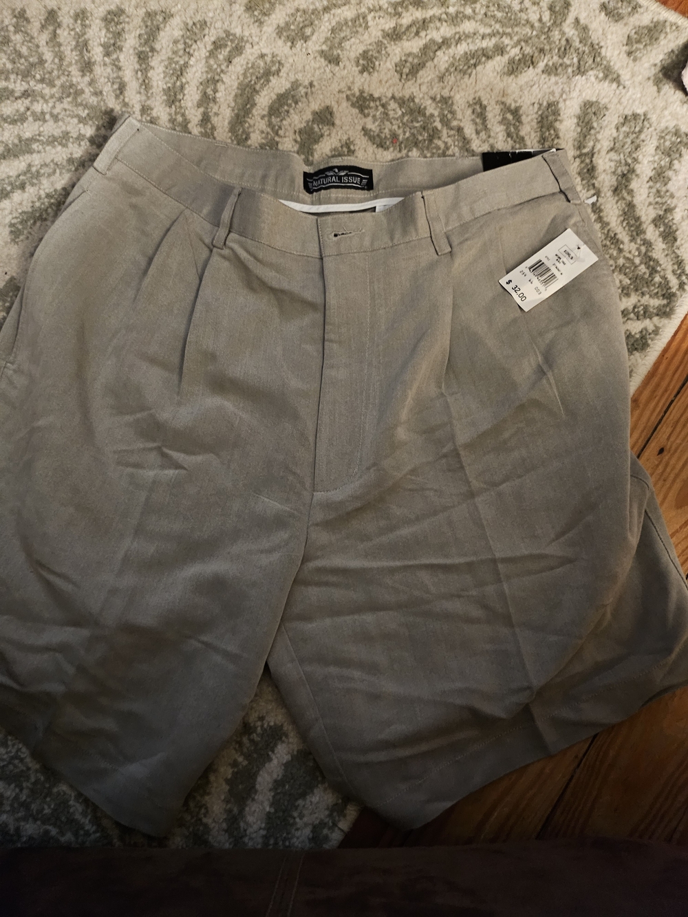 Kohl's Men's Light Gray Pleated Dress Shorts